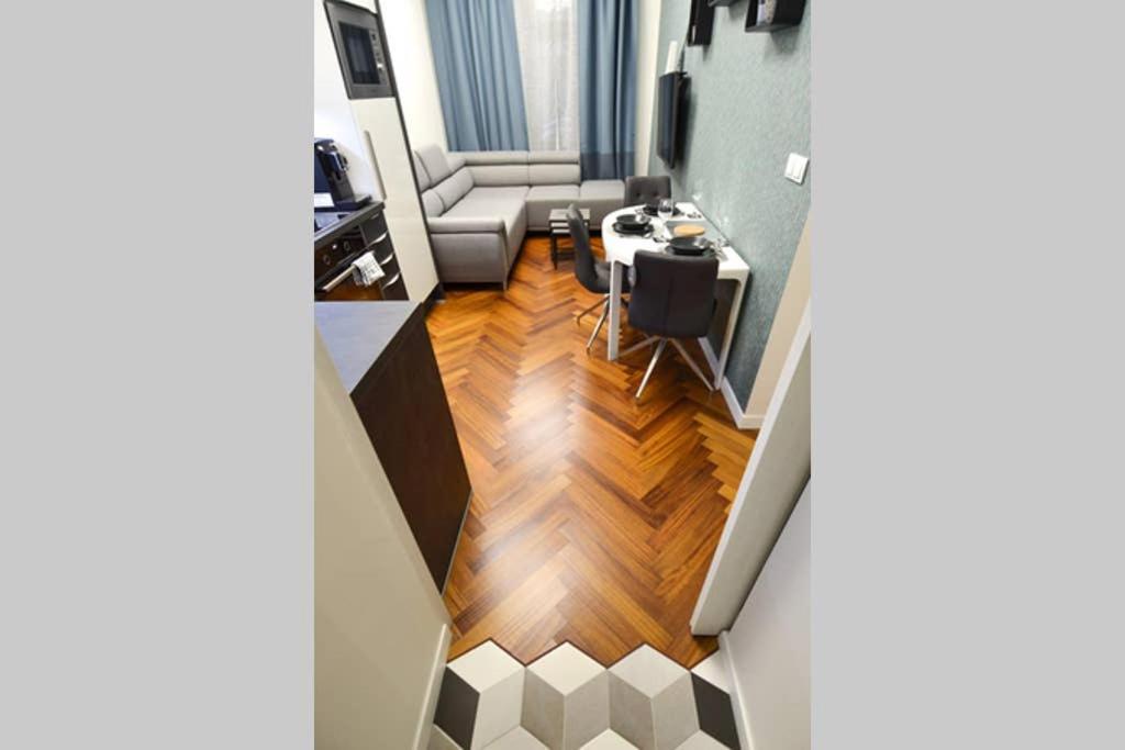 Brandly New Apartment Andel Πράγα Εξωτερικό φωτογραφία