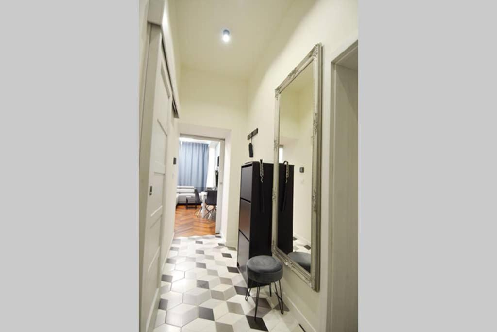 Brandly New Apartment Andel Πράγα Εξωτερικό φωτογραφία